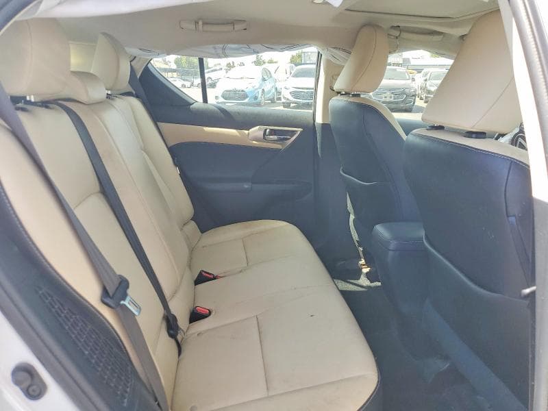 2017 LEXUS CT 200 10