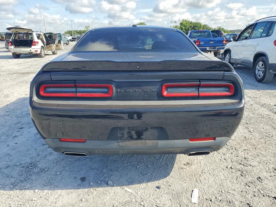 2019 DODGE CHALLENGER SXT 6