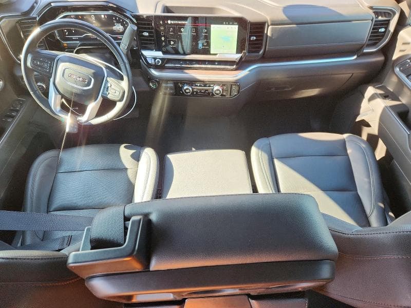 2025 GMC SIERRA C1500 SLT 8