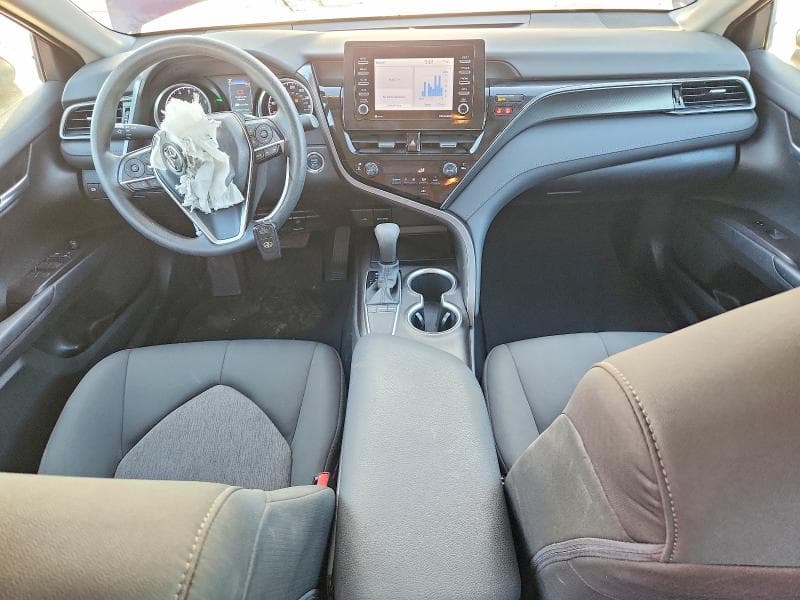 2022 TOYOTA CAMRY LE 8