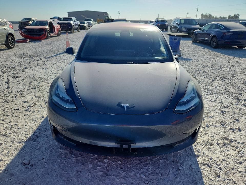 2019 TESLA MODEL 3 5