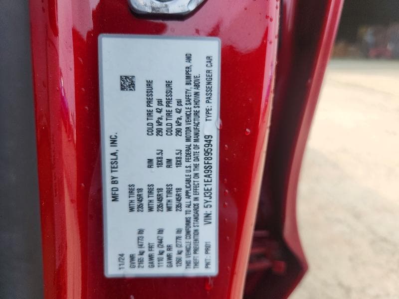 2025 TESLA MODEL 3 12