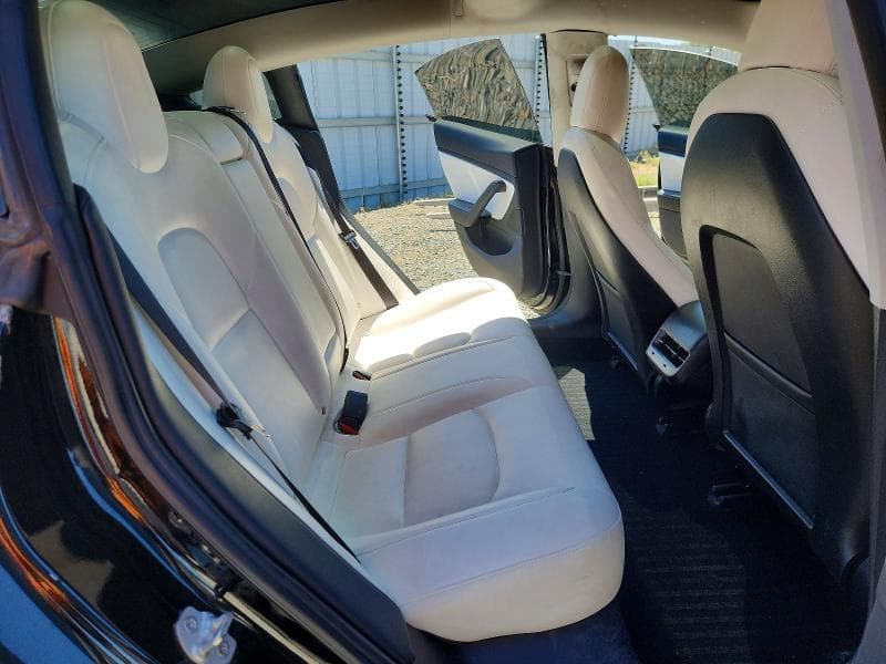 2018 TESLA MODEL 3 10