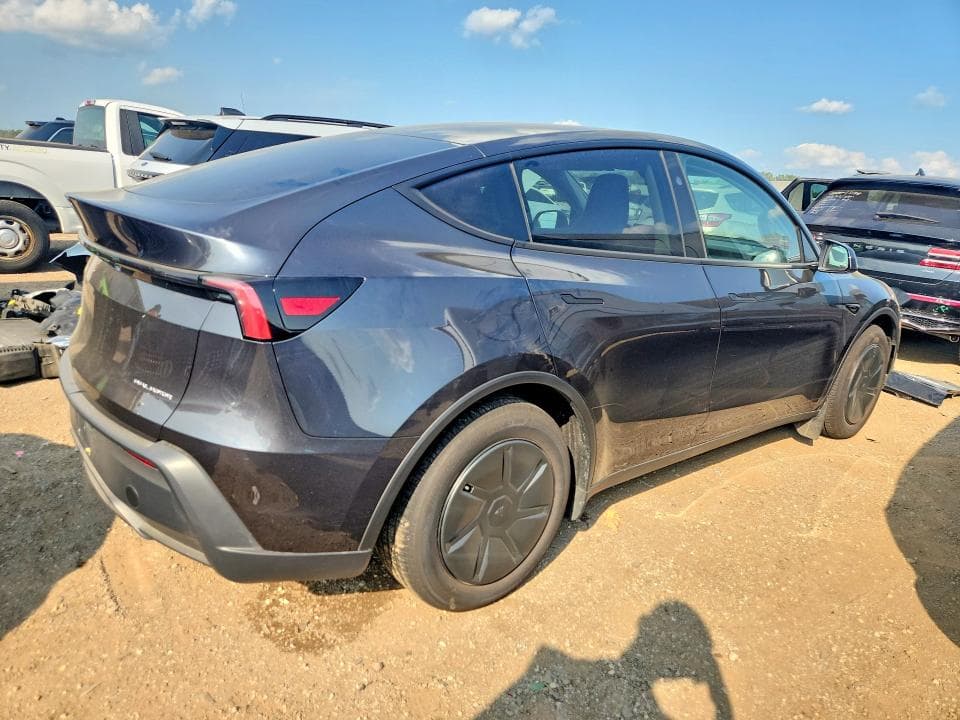 2026 TESLA MODEL Y 3