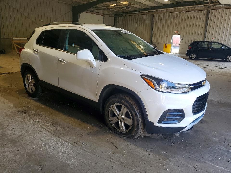 2017 CHEVROLET TRAX 1LT 4