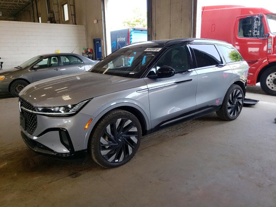 2024 LINCOLN NAUTILUS RESERVE - 1