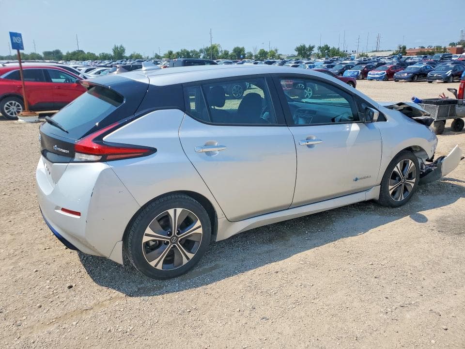2018 NISSAN LEAF SV 3