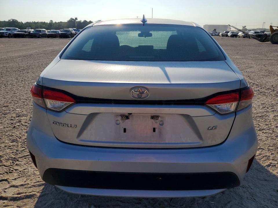 2021 TOYOTA COROLLA LE 6