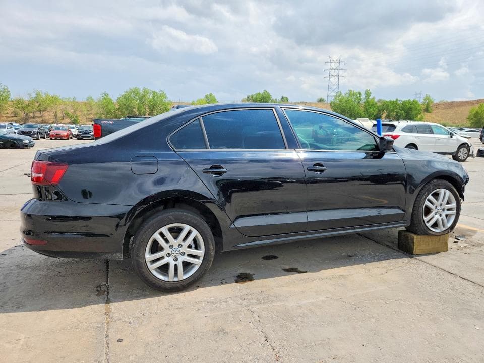 2018 VOLKSWAGEN JETTA S 3