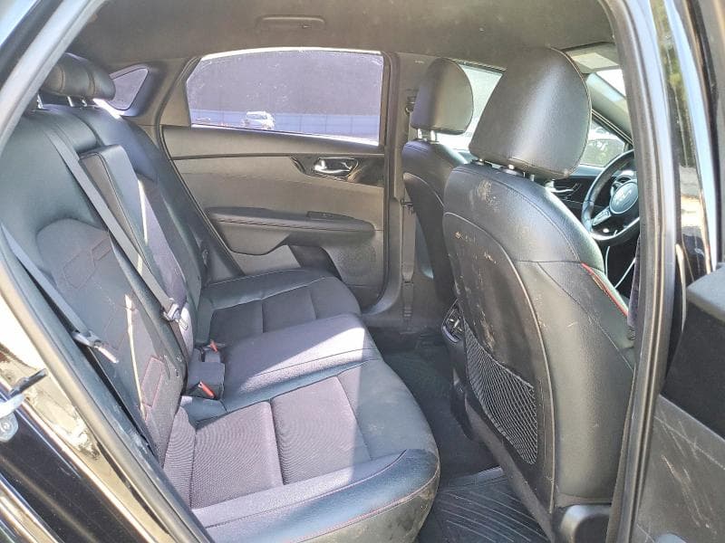 2022 KIA FORTE GT 10
