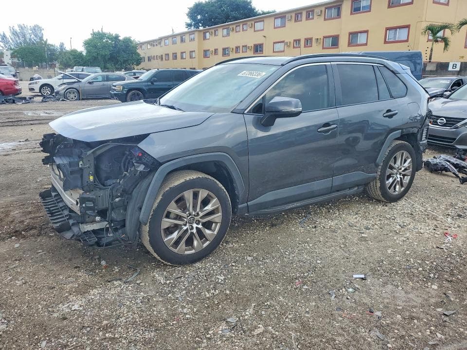 2020 TOYOTA RAV4 XLE PREMIUM - 1