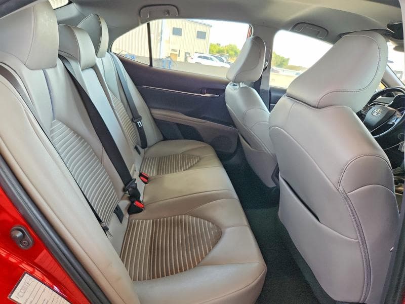 2022 TOYOTA CAMRY SE 10