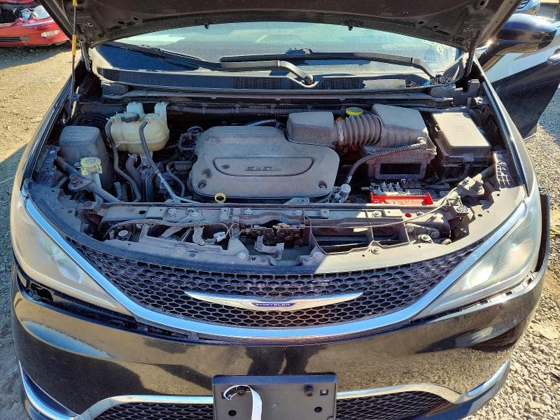 2020 CHRYSLER PACIFICA TOURING L 12