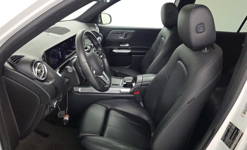 2021 MERCEDES-BENZ GLB 250 4MATIC 13