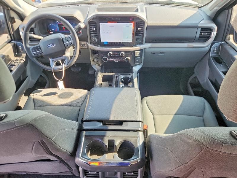 2025 FORD F150 XLT 8