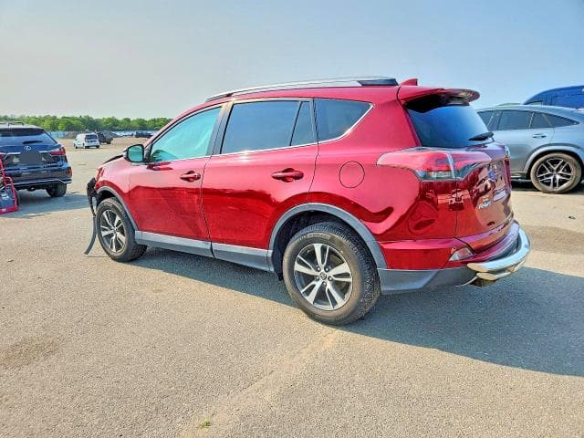 2018 TOYOTA RAV4 XLE 2