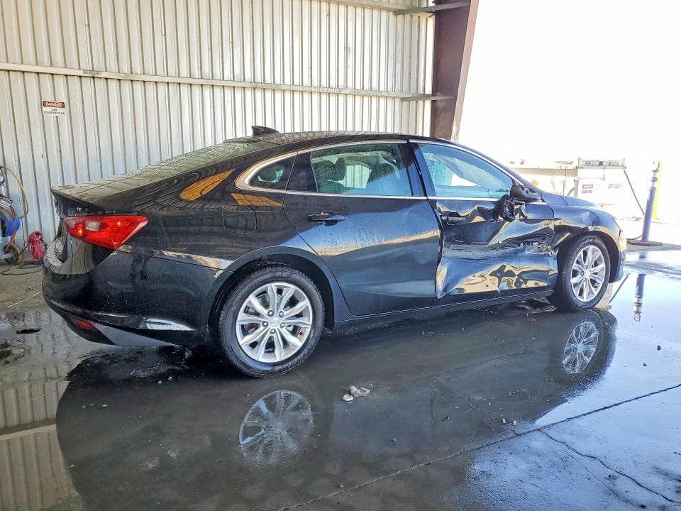 2023 CHEVROLET MALIBU LT 3