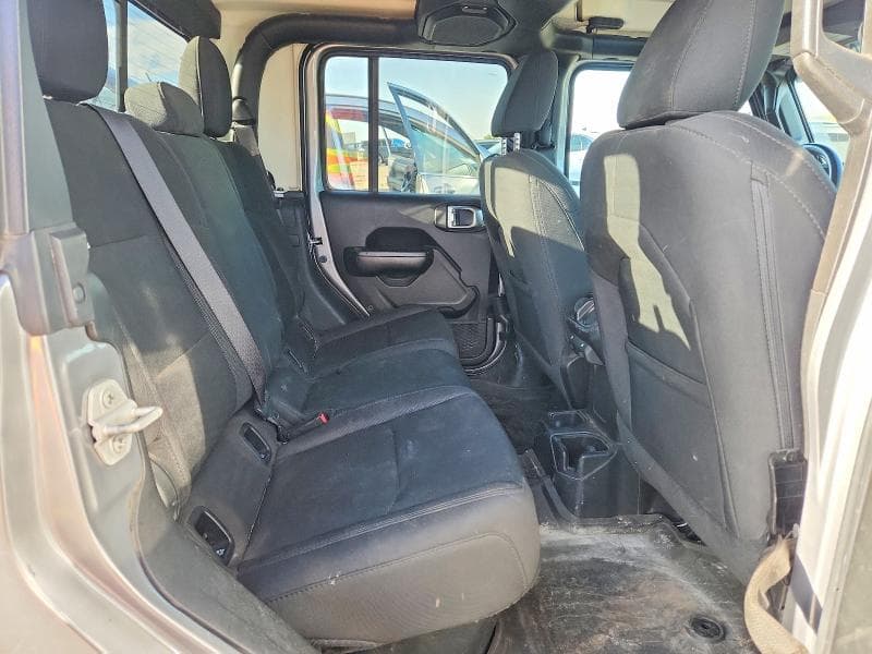 2020 JEEP GLADIATOR SPORT 11