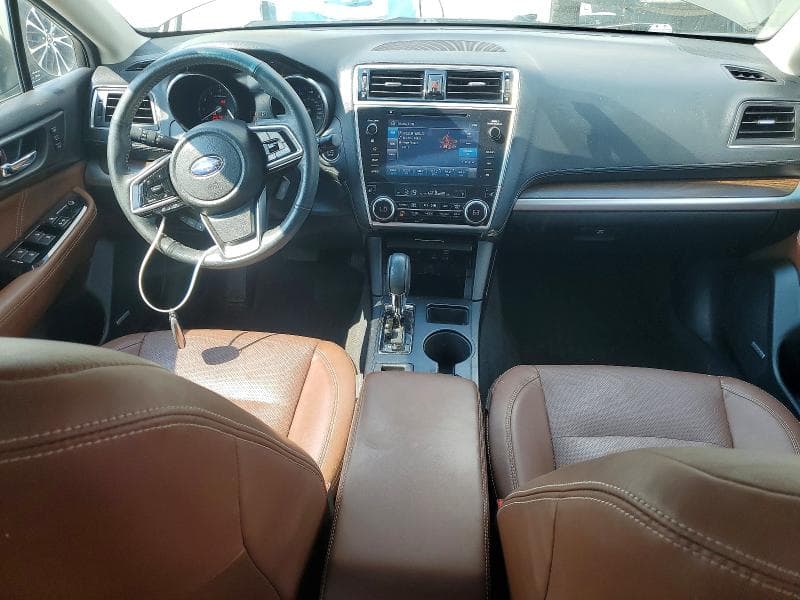 2018 SUBARU OUTBACK TOURING 8