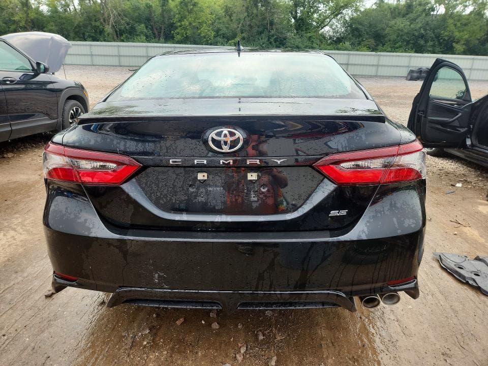 2024 TOYOTA CAMRY SE 6