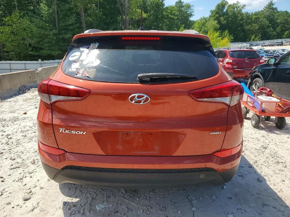 2017 HYUNDAI TUCSON SE 6