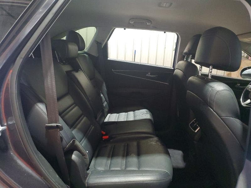 2017 KIA SORENTO EX 11