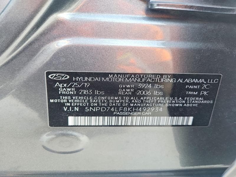 2019 HYUNDAI ELANTRA SE 13
