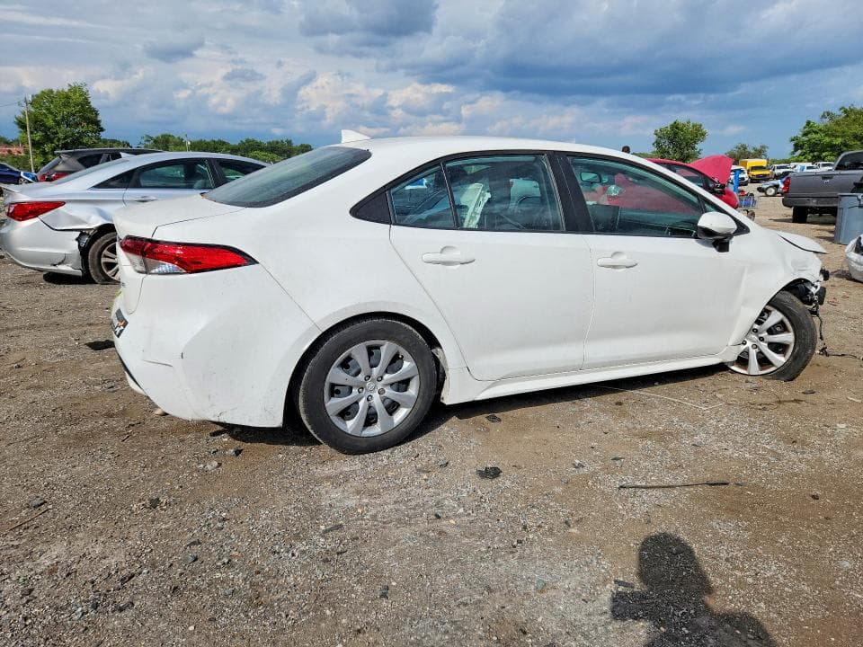 2021 TOYOTA COROLLA LE 3