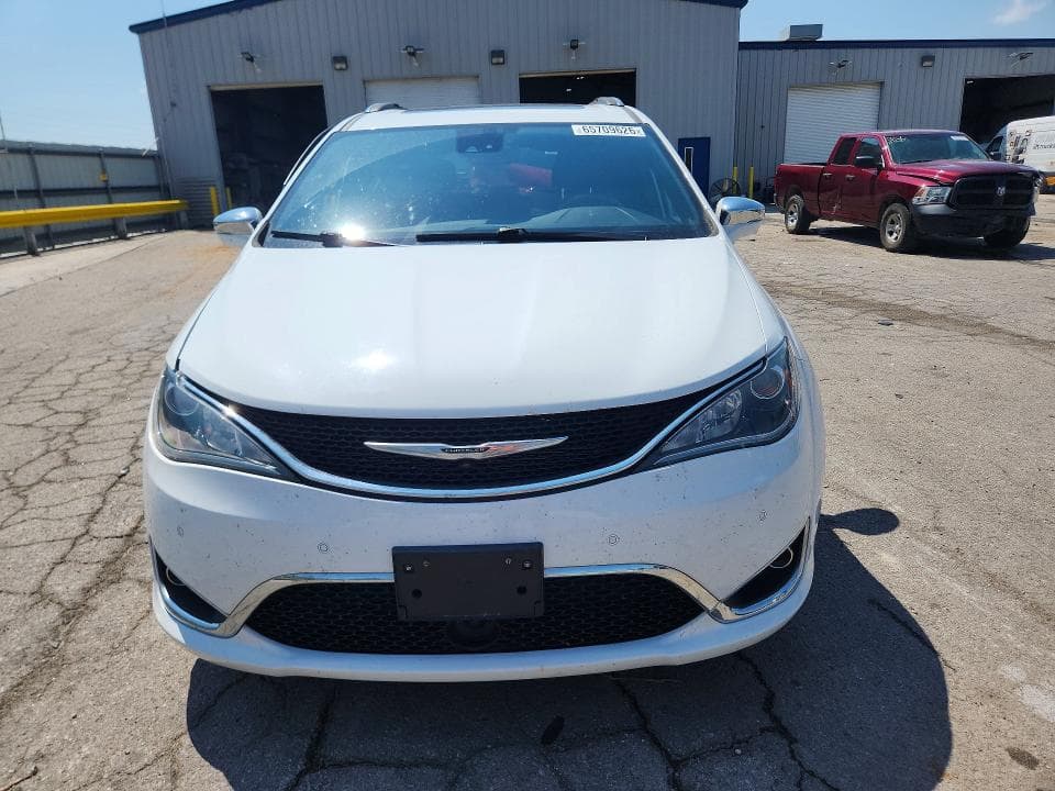 2020 CHRYSLER PACIFICA LIMITED 5