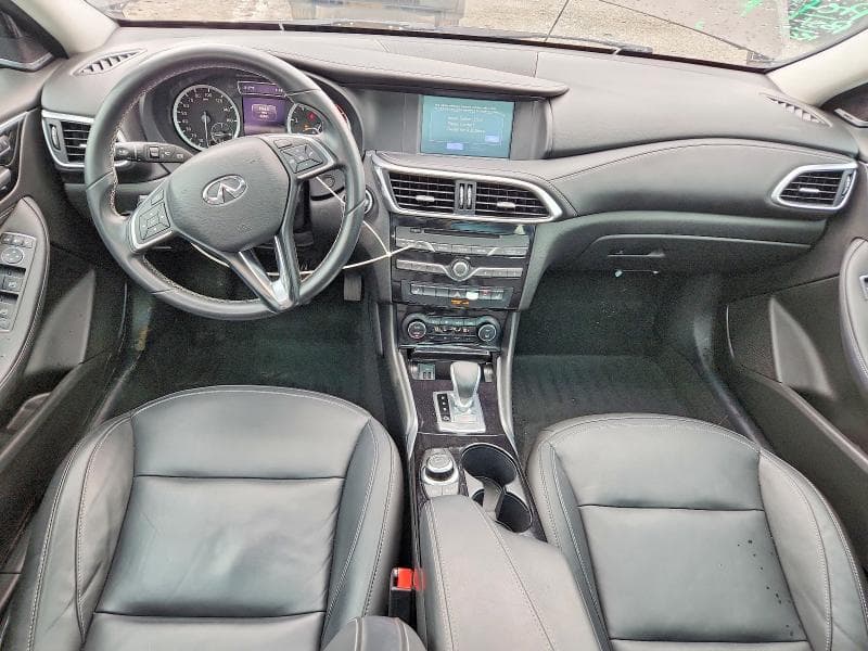 2017 INFINITI QX30 PREMIUM 8
