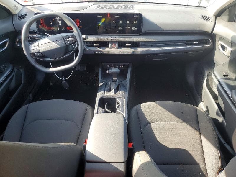 2026 KIA K4 LXS 8