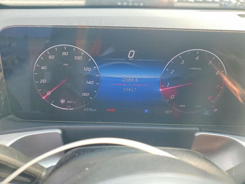 2024 MERCEDES-BENZ GLB 250 4MATIC 9