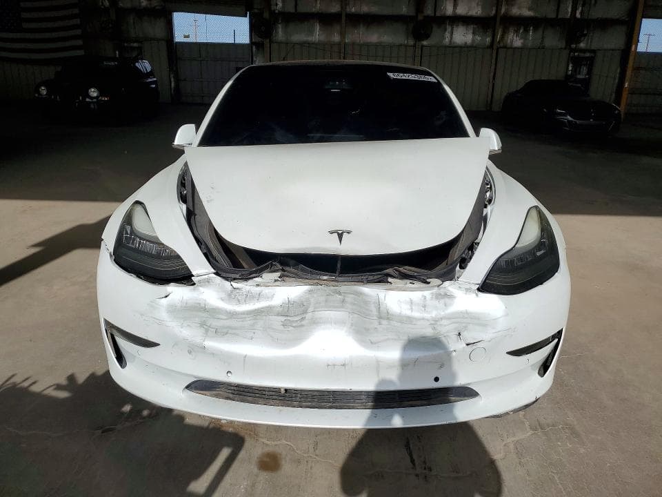 2018 TESLA MODEL 3 5