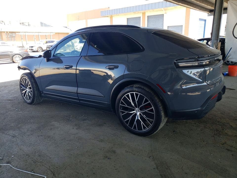 2025 PORSCHE MACAN 4S 2