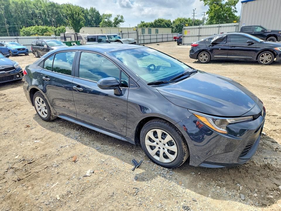 2026 TOYOTA COROLLA LE 4