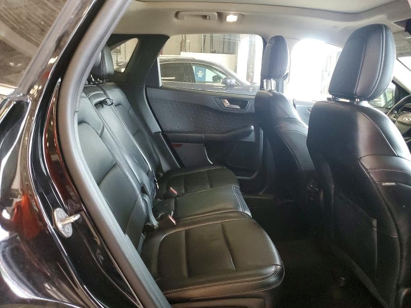 2020 FORD ESCAPE TITANIUM 11
