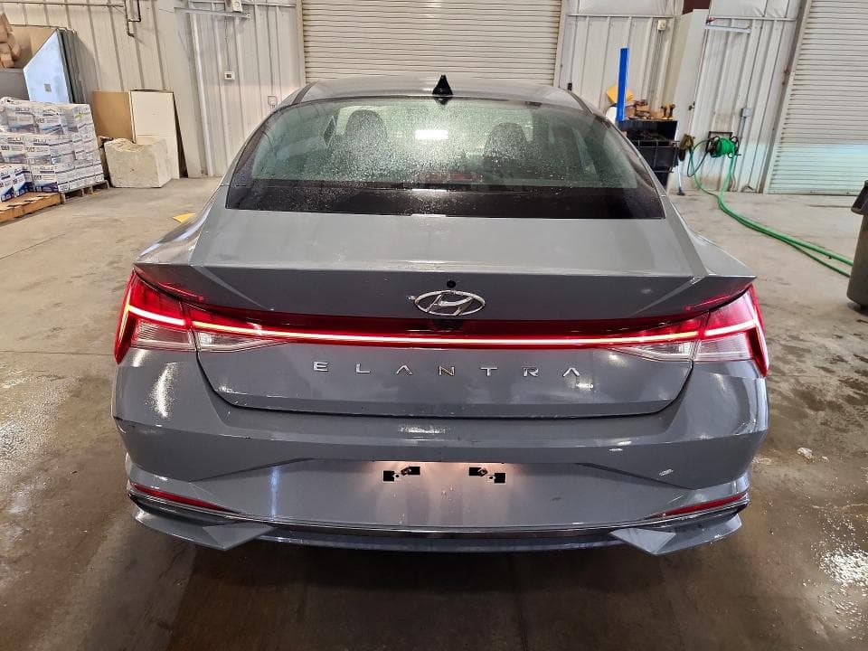 2022 HYUNDAI ELANTRA SEL 6