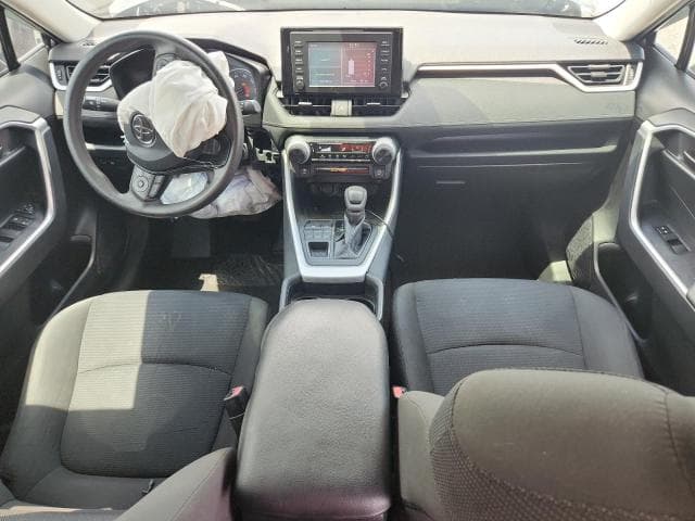 2019 TOYOTA RAV4 LE 8