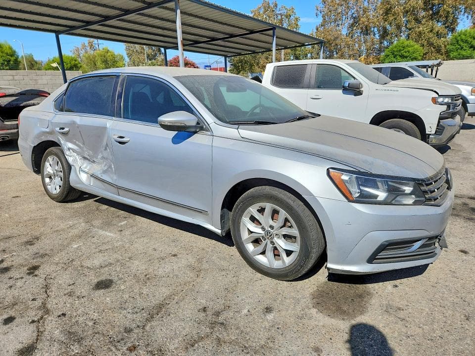 2017 VOLKSWAGEN PASSAT S 7