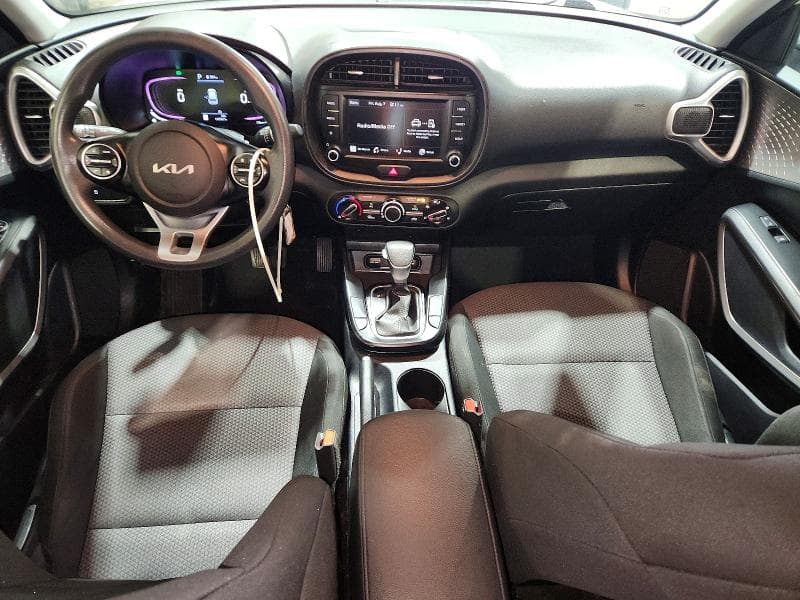 2023 KIA SOUL LX 8