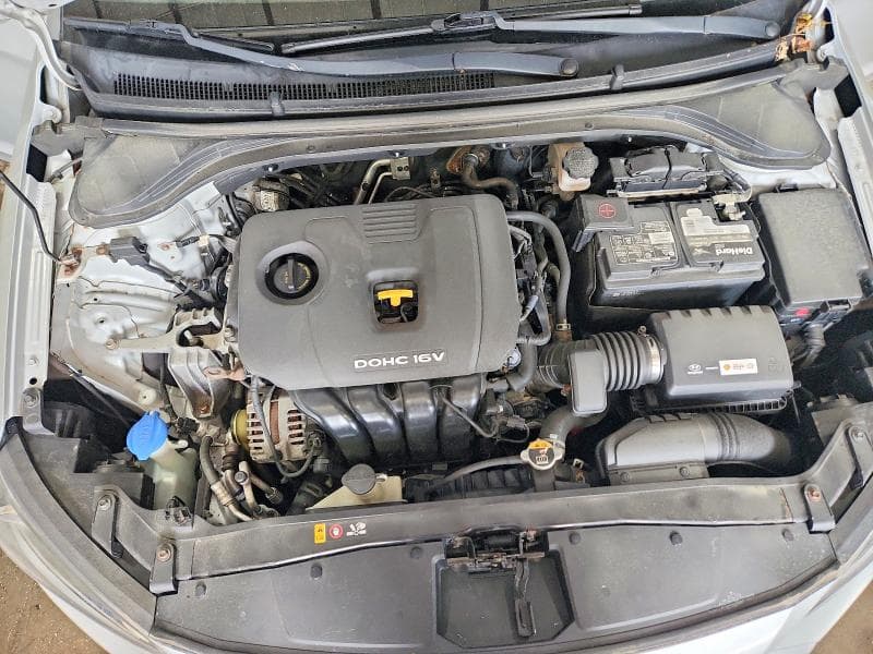 2017 HYUNDAI ELANTRA SE 11