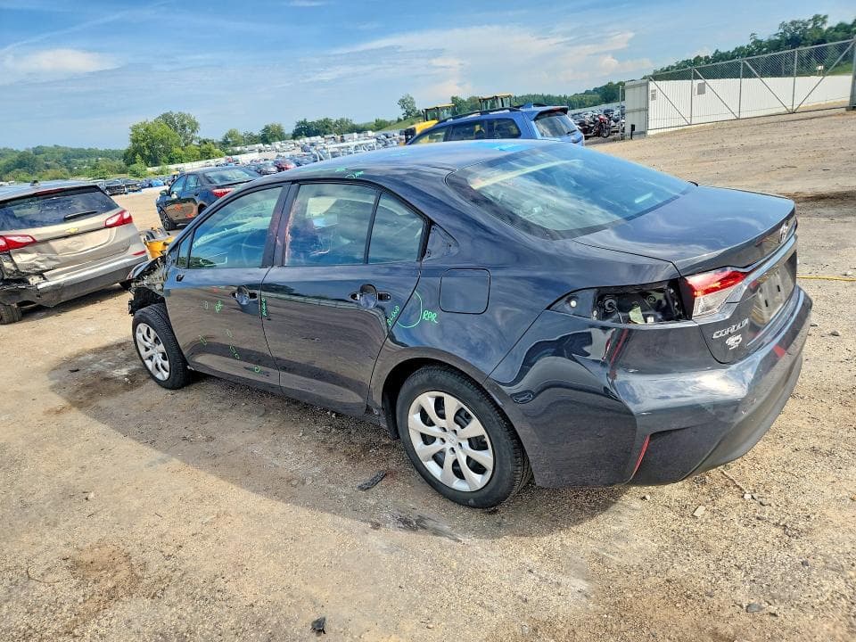 2023 TOYOTA COROLLA LE 2