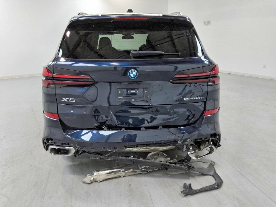 2025 BMW X5 XDRIVE50E 6