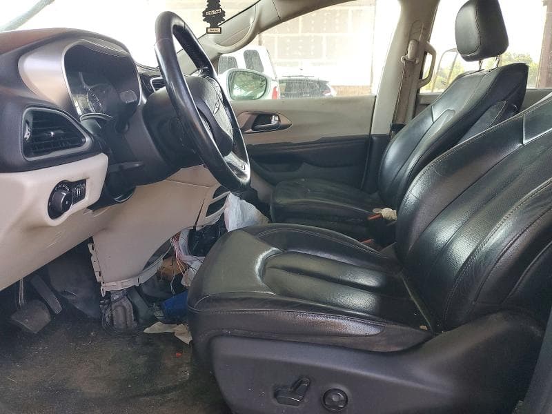 2020 CHRYSLER PACIFICA TOURING L 7