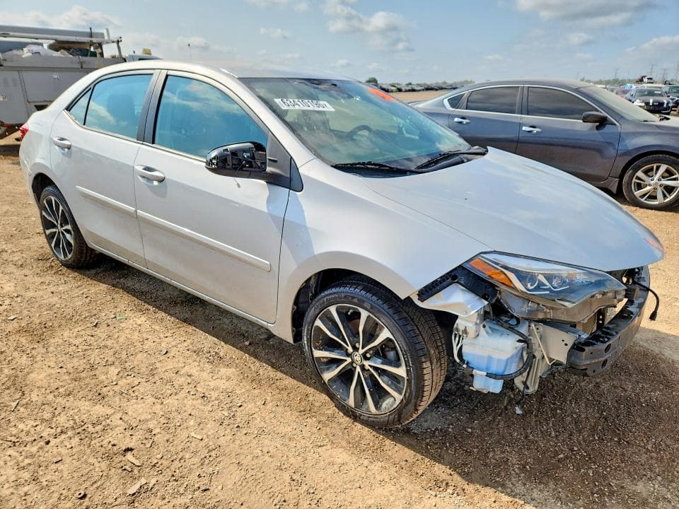 2018 TOYOTA COROLLA SE 4