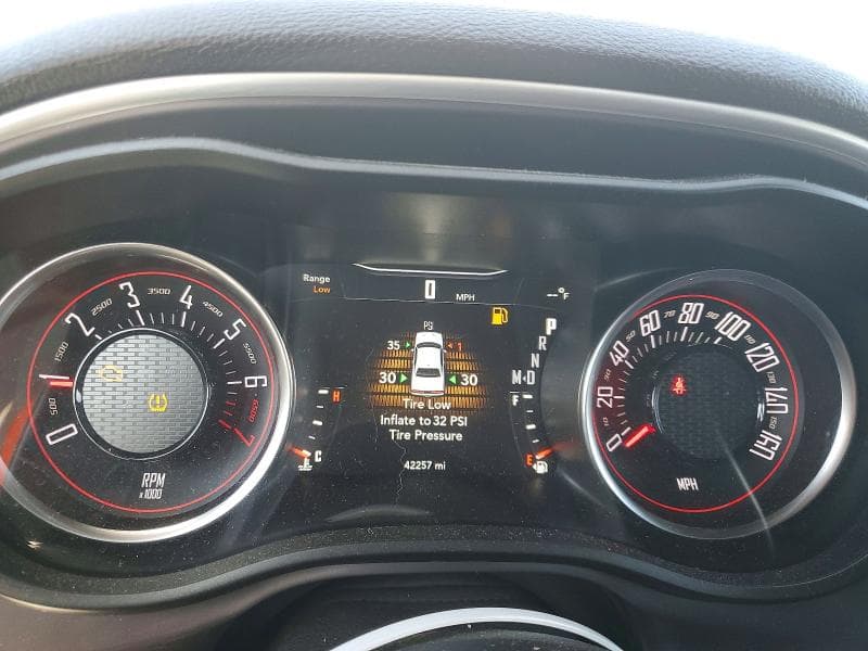 2022 DODGE CHALLENGER SXT 9