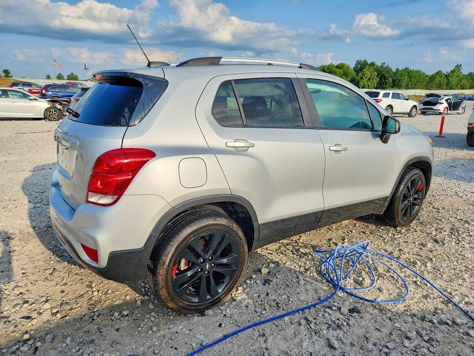 2020 CHEVROLET TRAX 1LT 3