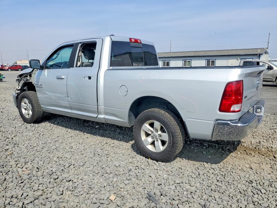 2018 RAM 1500 SLT 2