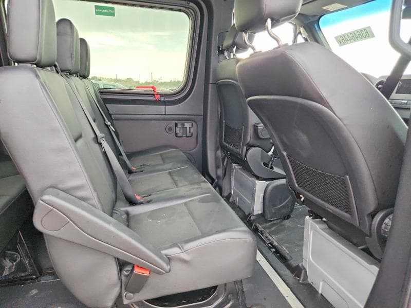 2024 MERCEDES-BENZ SPRINTER 2500 11