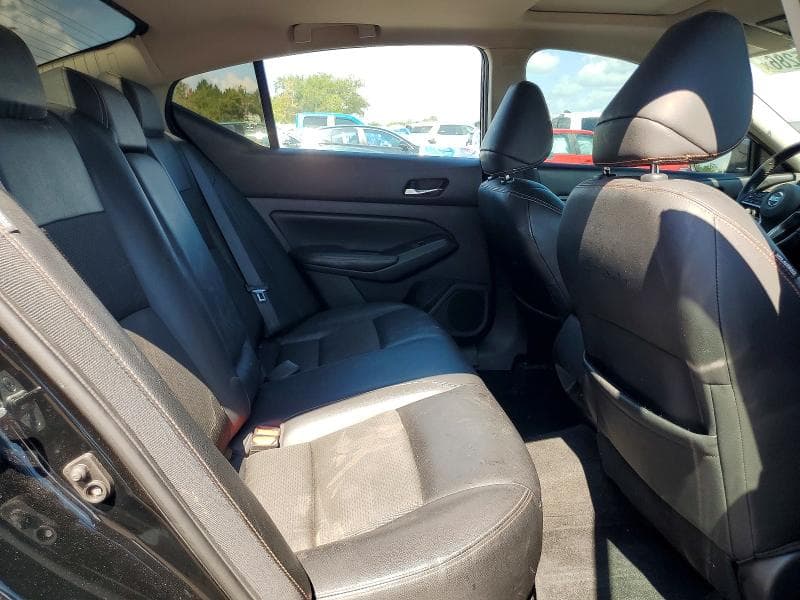 2019 NISSAN ALTIMA SR 10